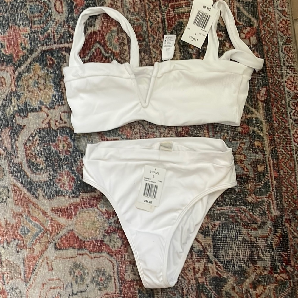 Never worn LSPACE White Bikini Size L